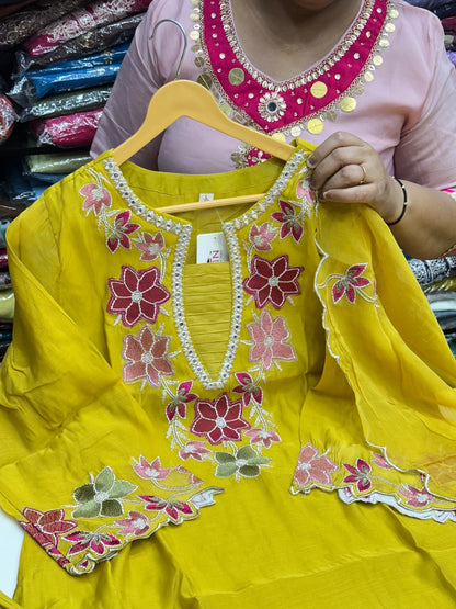 Mul Chanderi Short Kurti with Garara Set – Designer Aplic & Thread Work Party Wear Three-Piece Kurta Set