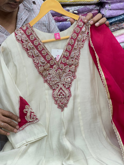 Handcrafted Mulmul Chanderi Suit Set with Divider Details & Exquisite Handwork Dupatta RR1677