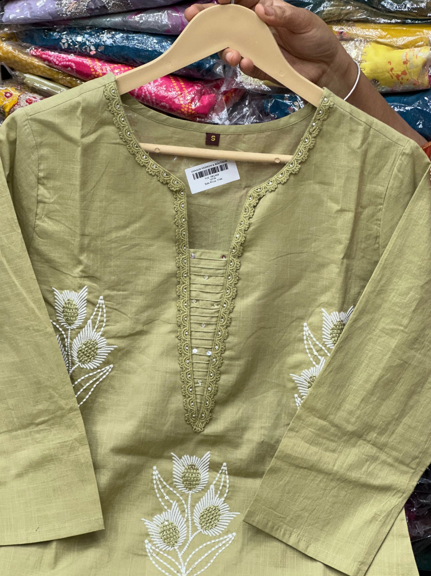 3 piece pure cotton kurta set classy and rich comfortable with thread work detailing all over the kurta RR1468