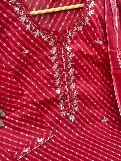 Handcrafted Gota Patti Leheriya 3-Piece Suit with loose pants perfect for sawan