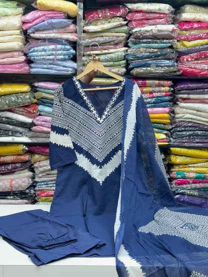 Women's Pure Cotton Geometric Print 3-Piece Kurta Set with Thread Work V-Neck, Loose Pants and Dupatta RR1495