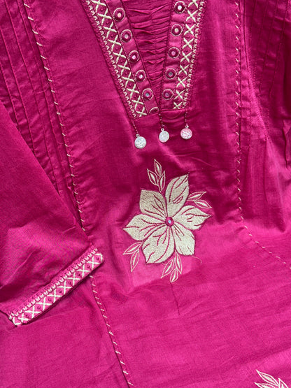 Pure cotton 3 piece kurta set with thread work detailing and hand painted dupatta