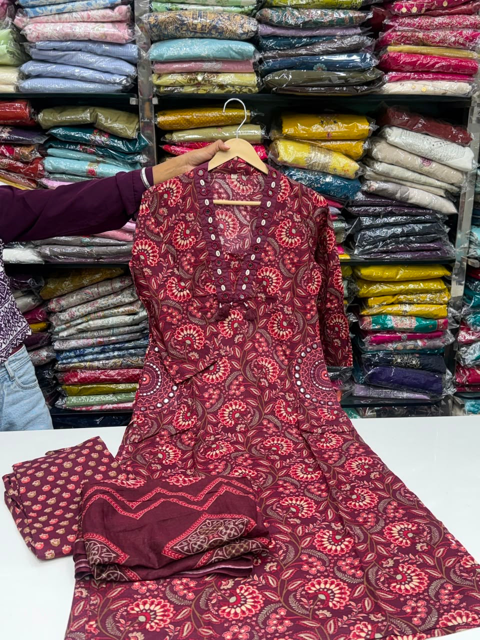 3 piece pure cotton kurta set with pocket , hand work detailing all over pocket and designer neck with floral block print