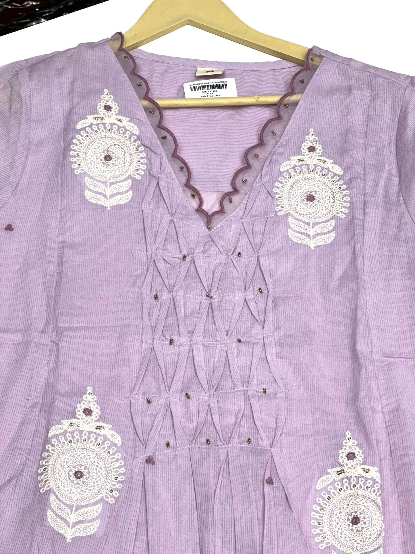 Lavender 3 piece kurta set in premium mul cotton fabric with thread work detailing