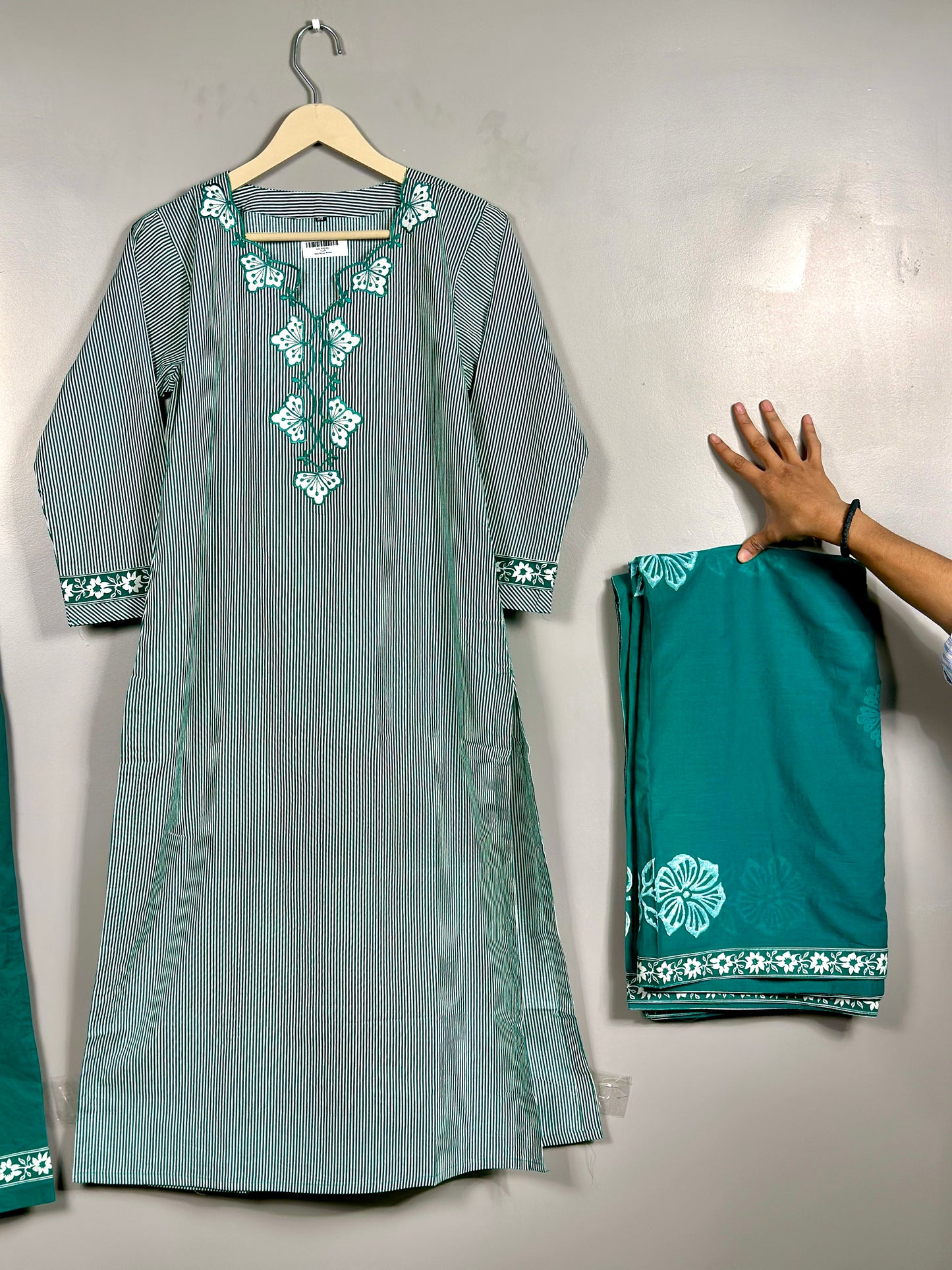 Green Soft Cotton Stripped Office Wear straight Suit with Applique work RR1301 green