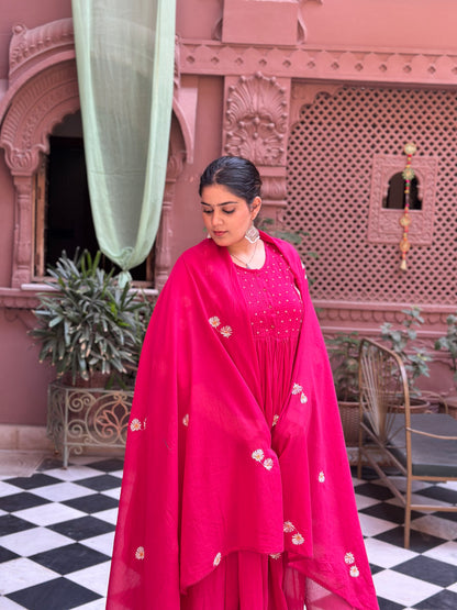 Women Embroidered Pure Cotton Kurta Set (RR1007-Pink)