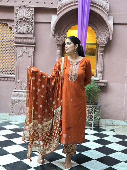 Women's Orange Pure Cotton Straight Kurta Set – Kantha Work & Printed Dupatta (RR1043-Orange)