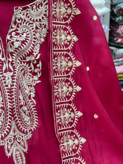 Mul Chanderi Straight 3 Piece Kurti Pant Set with Heavy Embroidery & Booti Dupatta – RR1663