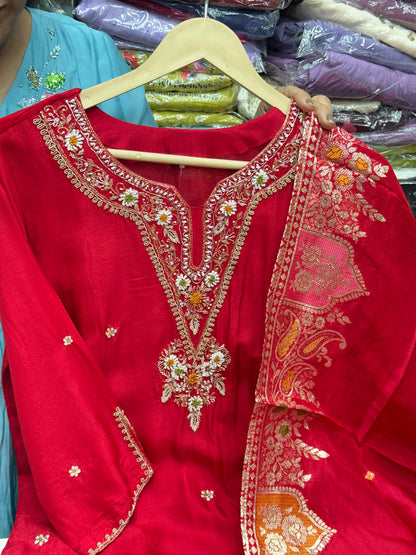Dola Silk Heavy Party Wear Kurta Set with Banarasi Dupatta & Mul Cotton Lining