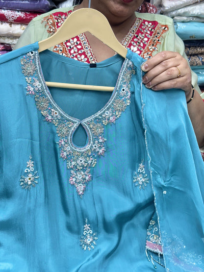 Pure Silk Handwork Kurta with Farsi Salwar & Chiffon Dupatta – Party Wear Three-Piece Set